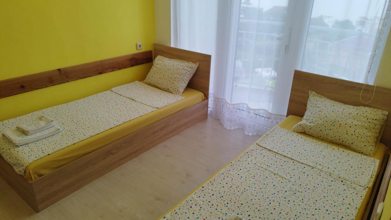Family Hotel Kentavar 2 Byala  Exterior foto